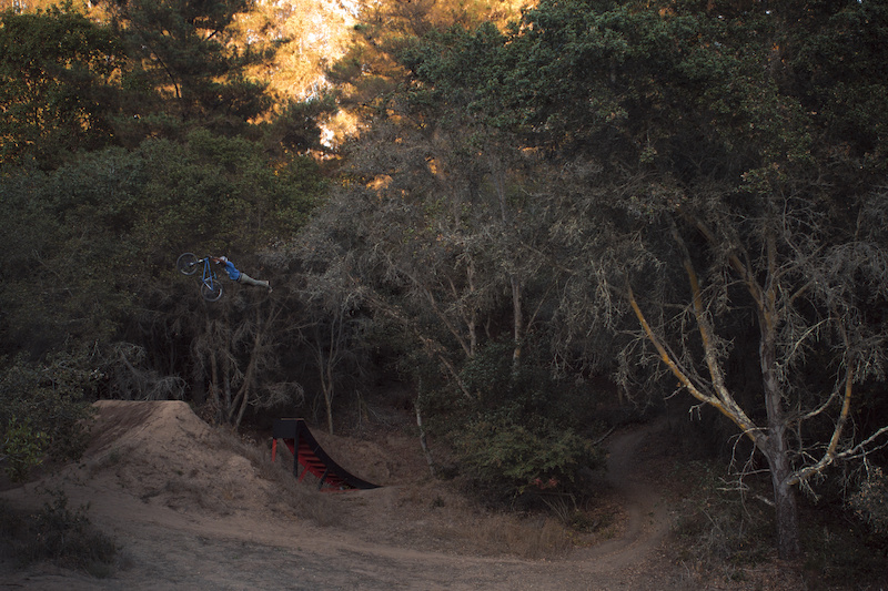 Lazy evening sesh in cali with Ray George.