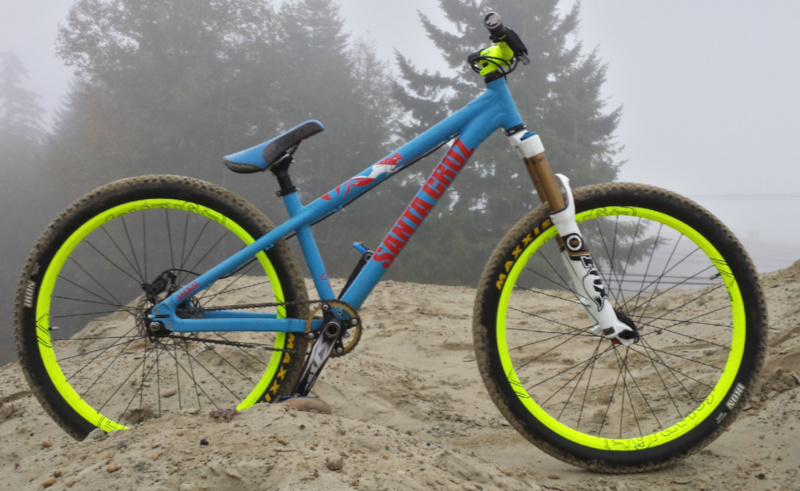 2012 Santa Cruz Jackal (Apparently not as in focus as I thought it was)