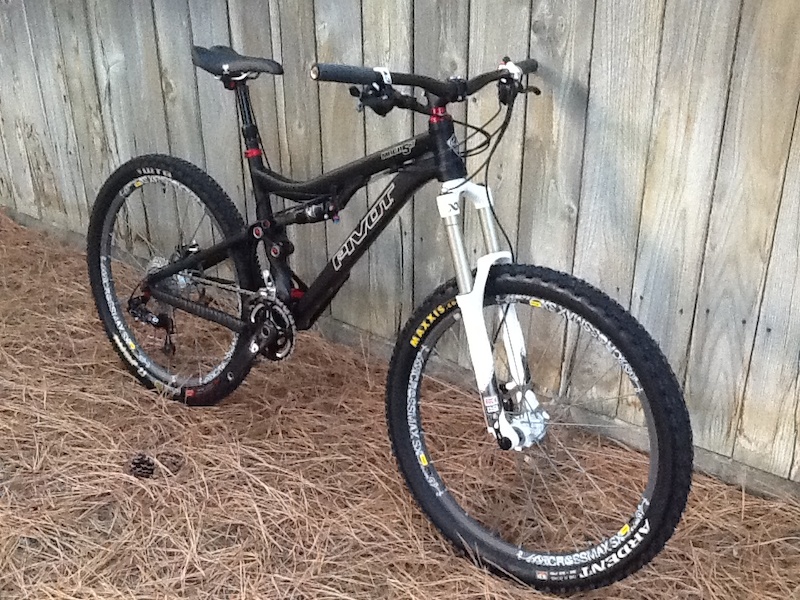 2011 pivot mach 5.7