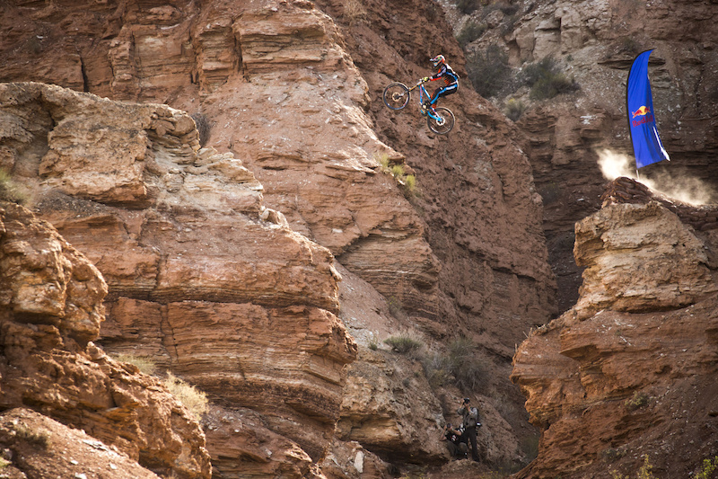 My only dust trail shot of the contest. Stupid rain. Brendan cleans his gap in finals. John Gibson captures from underneath.