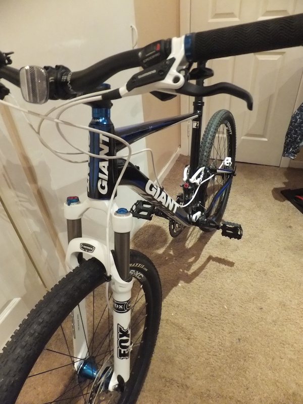 2012 Giant Anthem X4 2011 Large Much higher spec than or 201 For Sale