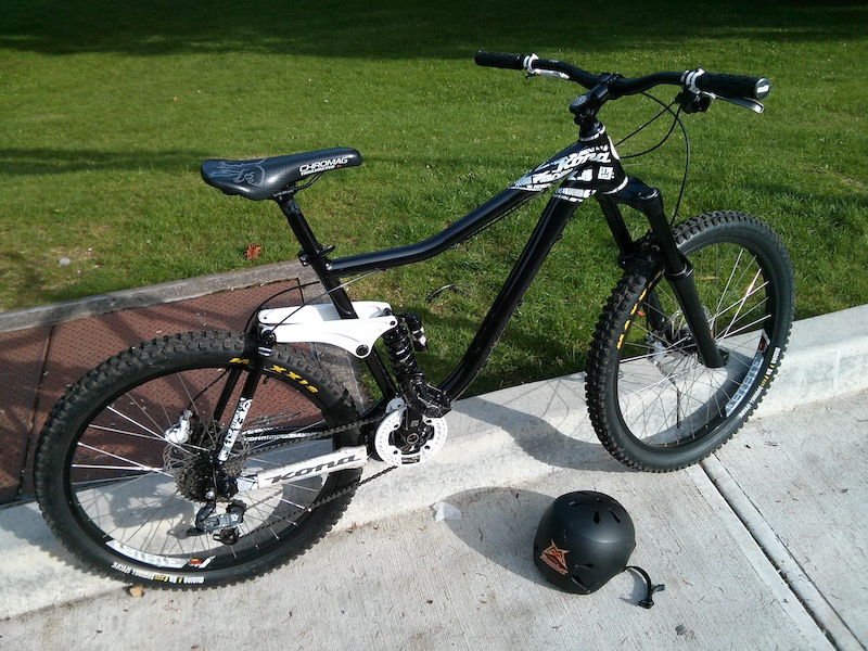 2011 LAST OFFER Kona Stinky GA FreeRide 19 JUST TODAY For Sale