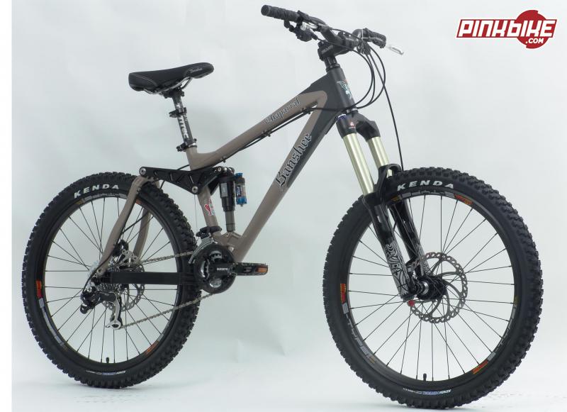 new Chaparral for 2007 with DHX air and RSHOX Totem fork 