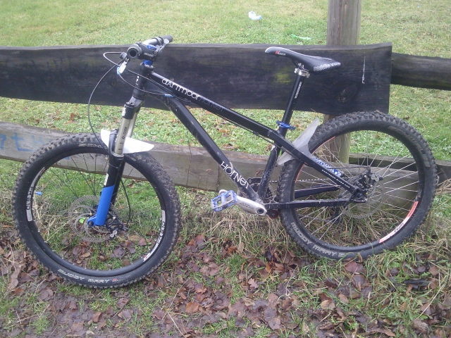 test ride.

My bike at the season 2014. dartmoor hornet, Rock Shox pike 351, Dt swiss fr 6.1D, NS Bikes Rotary, schwalbe muddy mary 2,35, Truvativ Hussefelt, sunline v1 475, drive and brakes shimano xt, bottom bracket shimano xtr, dartmoor hornet 36t, Dartmoor SLIDER, dangerous mike rear hub, alexrims supra bh pro, Shimano xt CS-M770, shimano xt Rd-M771,  and other parts. Weight: 12,3 kg.