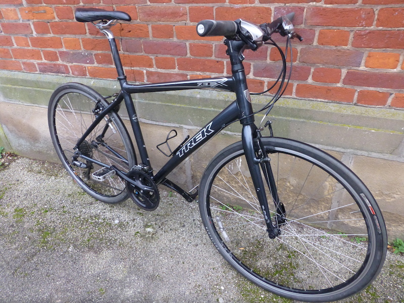 trek 7.5 fx hybrid bike price