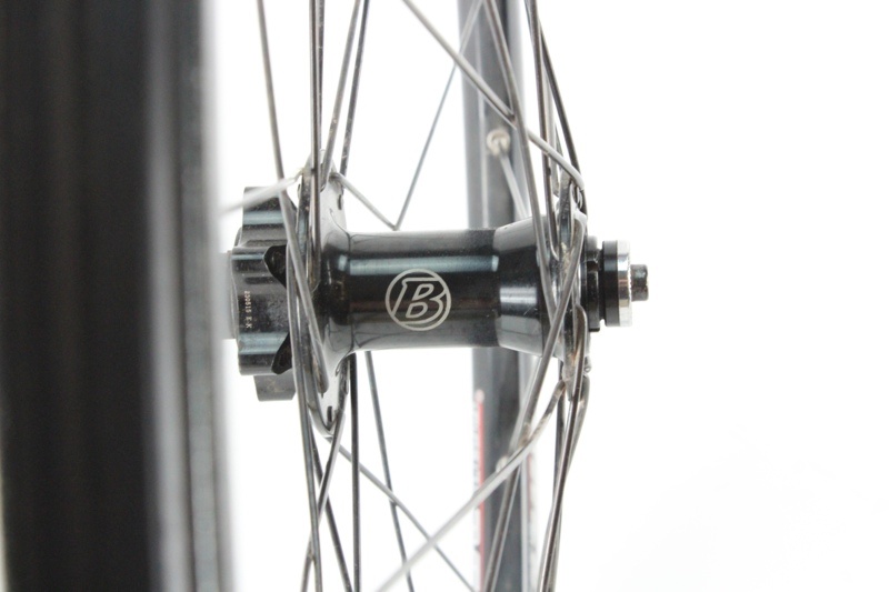 bontrager race lite tubeless 26