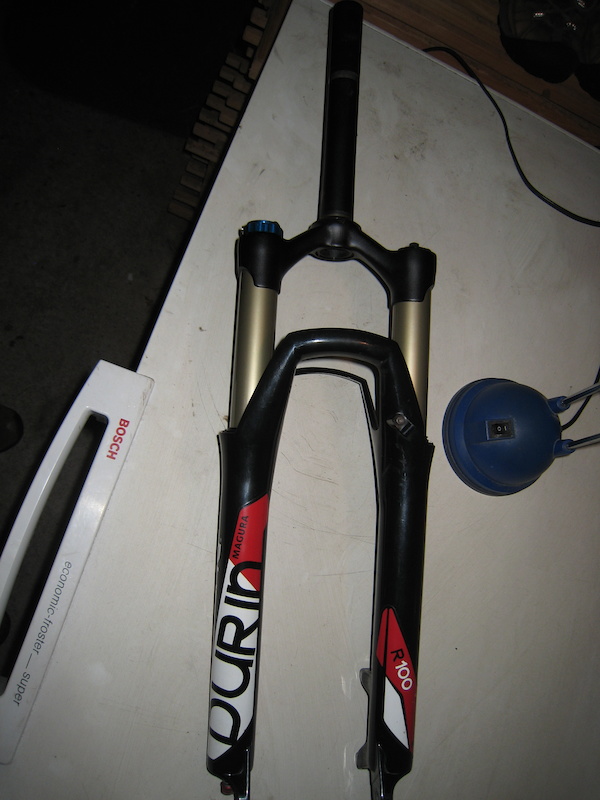 2012 magura durin R100mm forks in black with 1 1/8 For Sale
