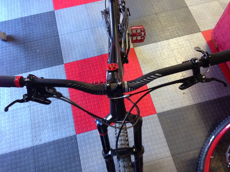 2014 New Specialized all mountain bars 31.8mm For Sale