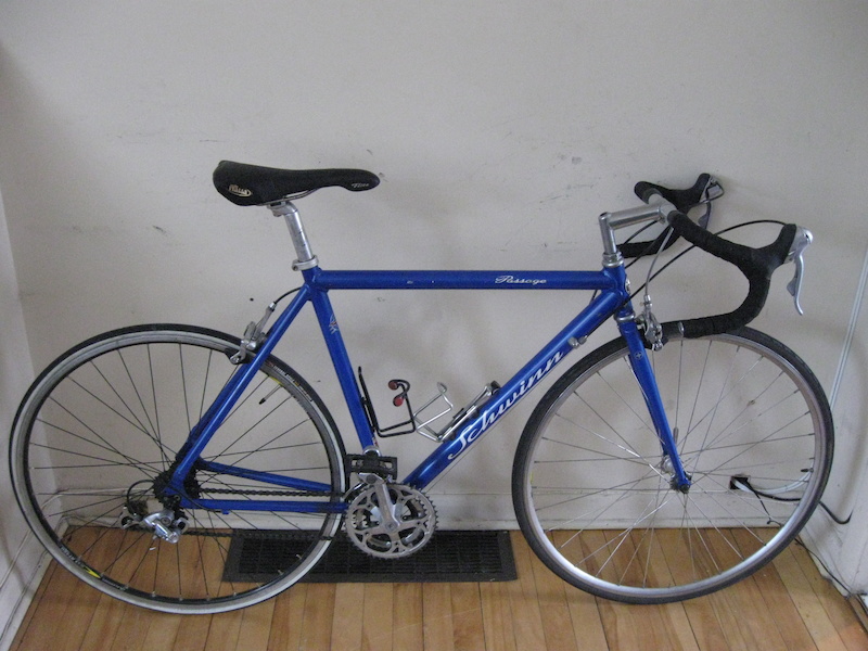 schwinn passage road bike