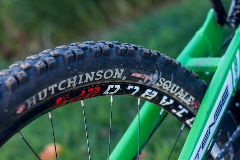 27.5 x 2.5 mountain bike tires