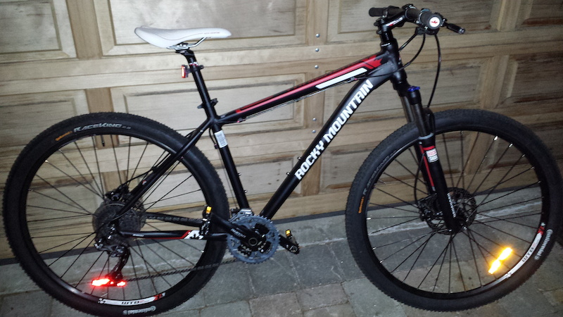 2013 Rocky Mountain Trailhead 29er Large For Sale