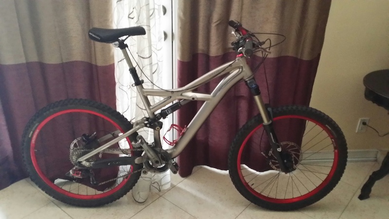 specialized enduro 2010