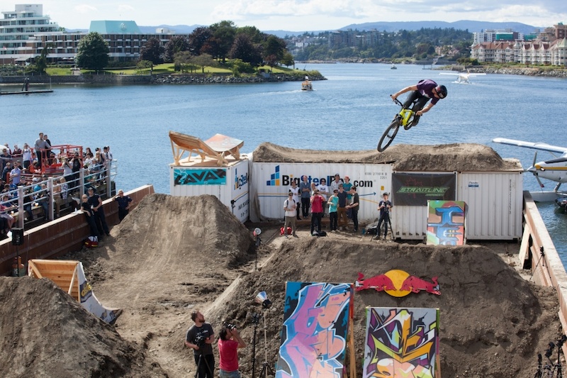 Jordie Lunn's Jumpship is Back Pinkbike