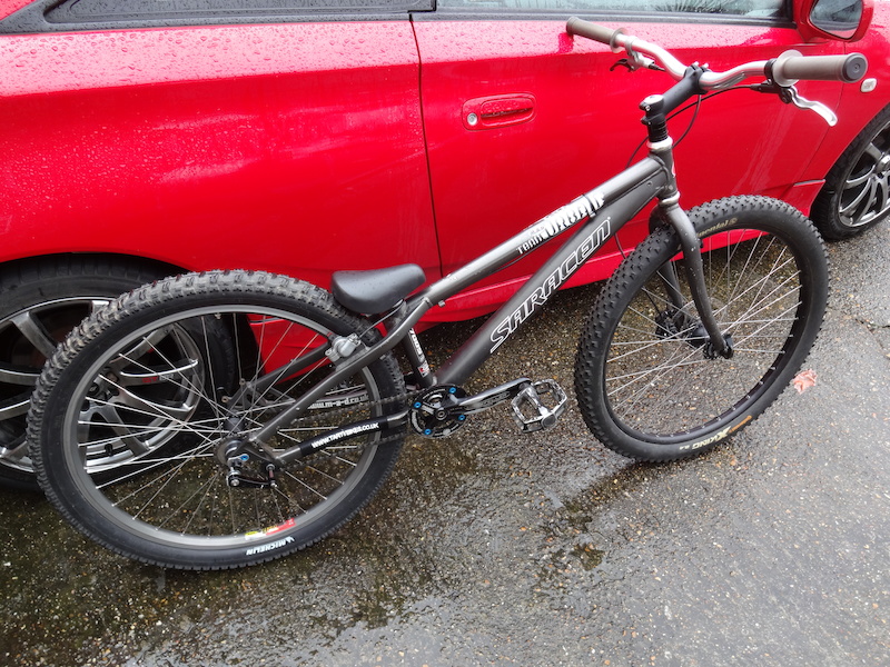 Saracen store trials bike