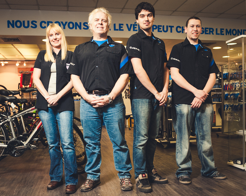 The great staff over at Teal Sport in Baie D'Urfe, Montreal, Quebec, Canada.

Did a shoot for these helpful people recently and I think we can all agree they look great!

Go check out their website here: www.tealsport.com/en-CA/