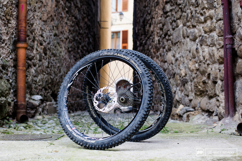 speelgoed verhoging Concurreren DT Swiss Spline ONE EX1501 Wheelset - Review - Pinkbike