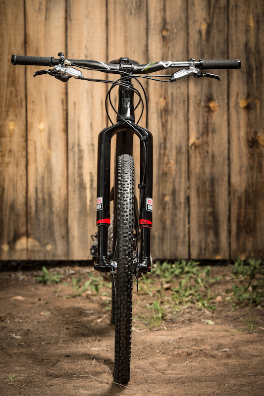 First RockShox Fork Carbon, Inverted, Expensive and for 29ers Only - Pinkbike