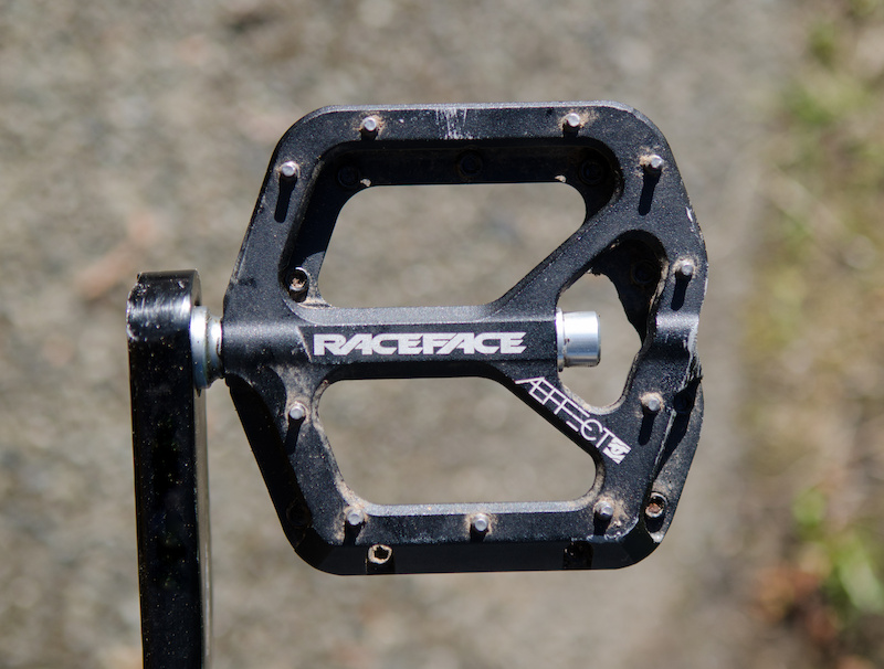 race face aeffect platform pedals