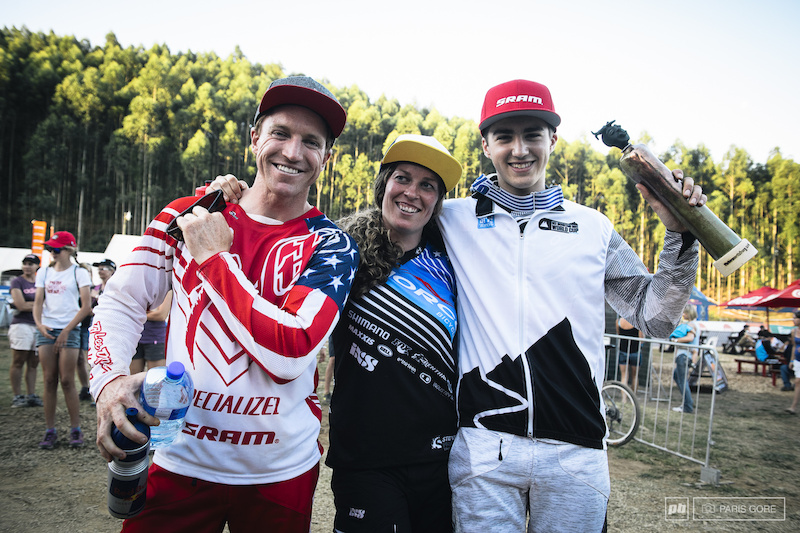 Team America full category sweep with Luca Shaw making his first World Cup win as Junior Jill Kintner putting her feet on the highest step in her downhill career and of course Aaron Gwin making a big comeback.