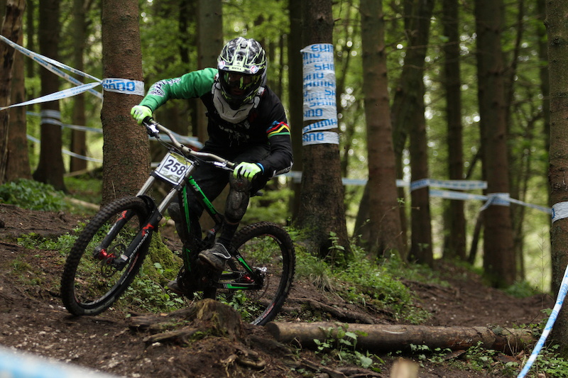 Video Aston Hill Black Run Race Pinkbike