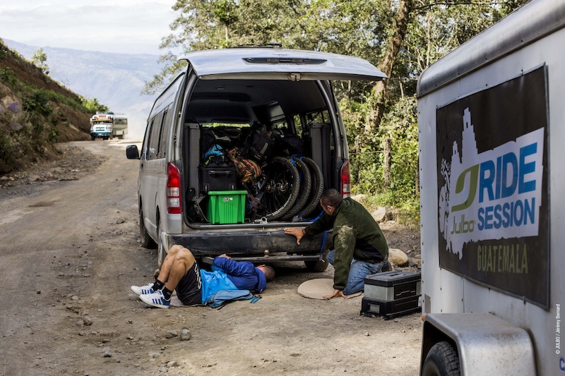 Un viaje con grandes recuerdos, pero también con su cuota de inconvenientes, falta de equipaje al llegar a Guatemala, un problema técnico en el auto que obligó a buscar un soldador en medio de la nada…