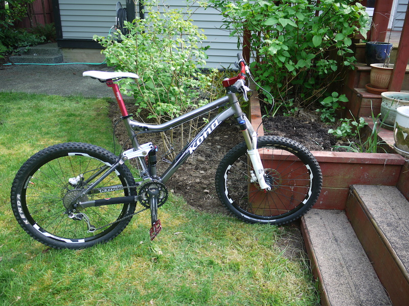 kona tanuki 2011