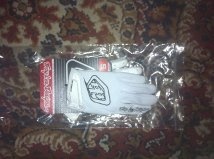 2014 tld gloves brand new in small