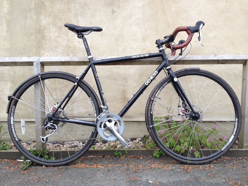 genesis croix de fer 2013