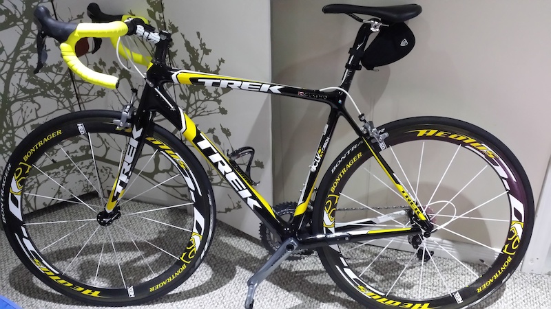 Trek Madone 6.2 OCLV2 Carbon Road Bike 