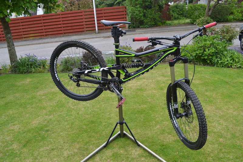 specialized status 2 2014