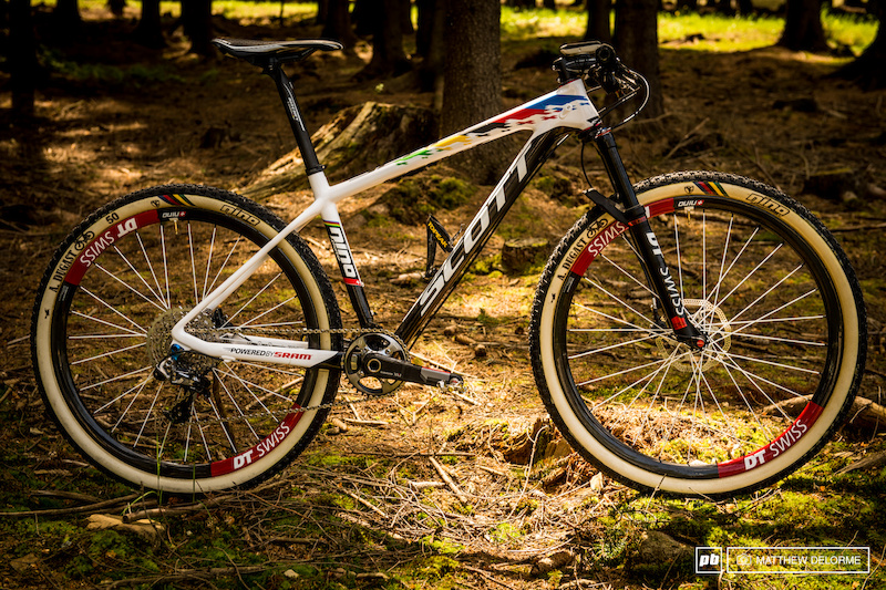 Nino Schurter is back for race three and looking for a win. This is the steed he aims to take it on. He is the only elite to run 650b in a sea of 29 inch wheels, which makes his Spark rather interesting.