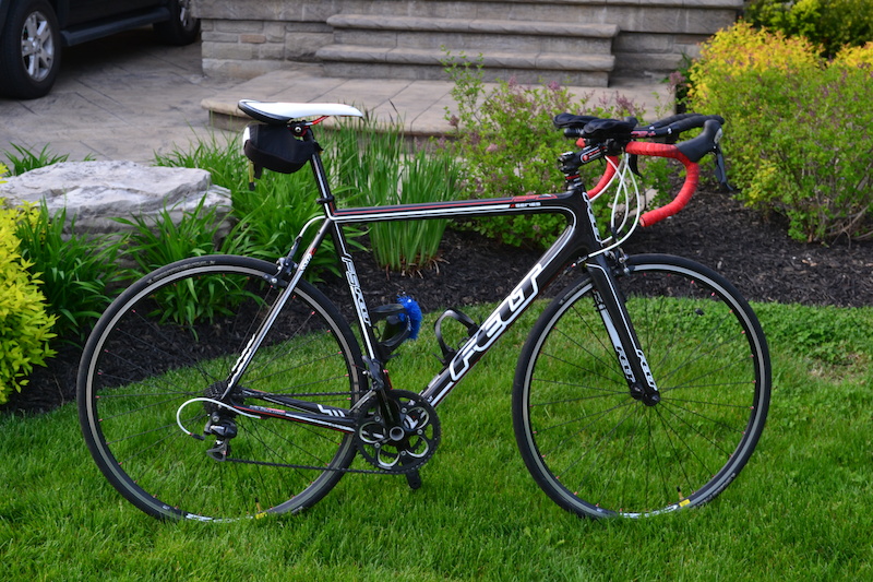 2011-felt-f5-carbon-road-bike-58-cm-for-sale