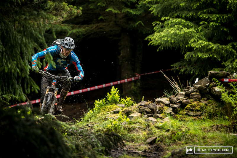 Ludwig Doehl keeping things tidy through a very rutted corner.