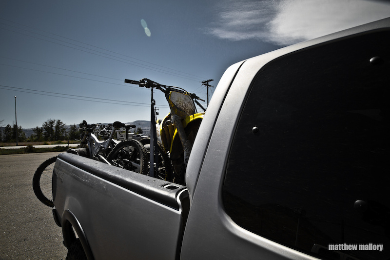 mountain bike road trip