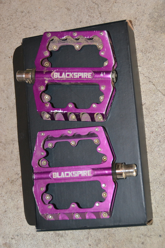 purple mountain bike pedals