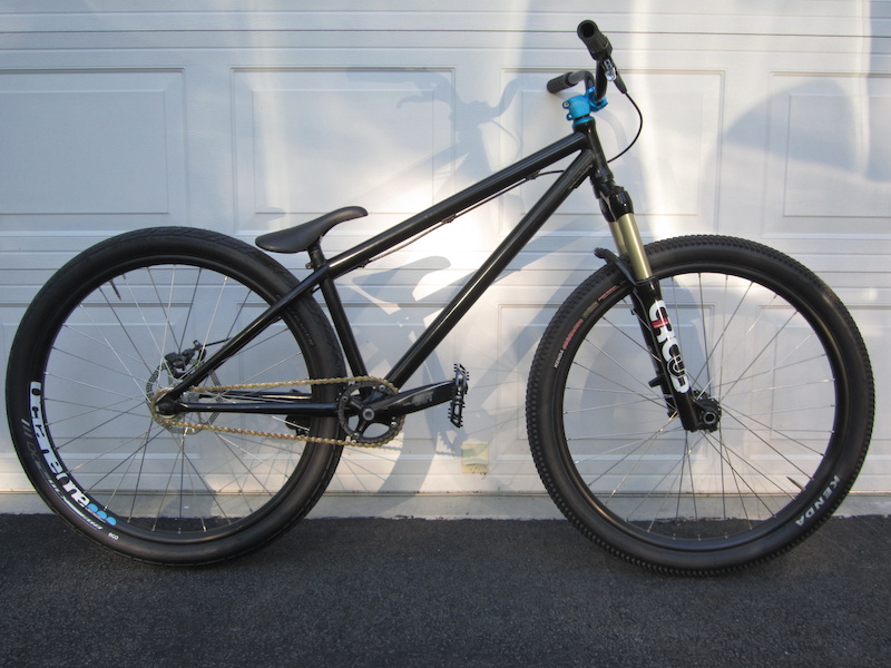 specialized dirt pedals