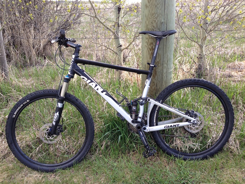 giant anthem x3 2009