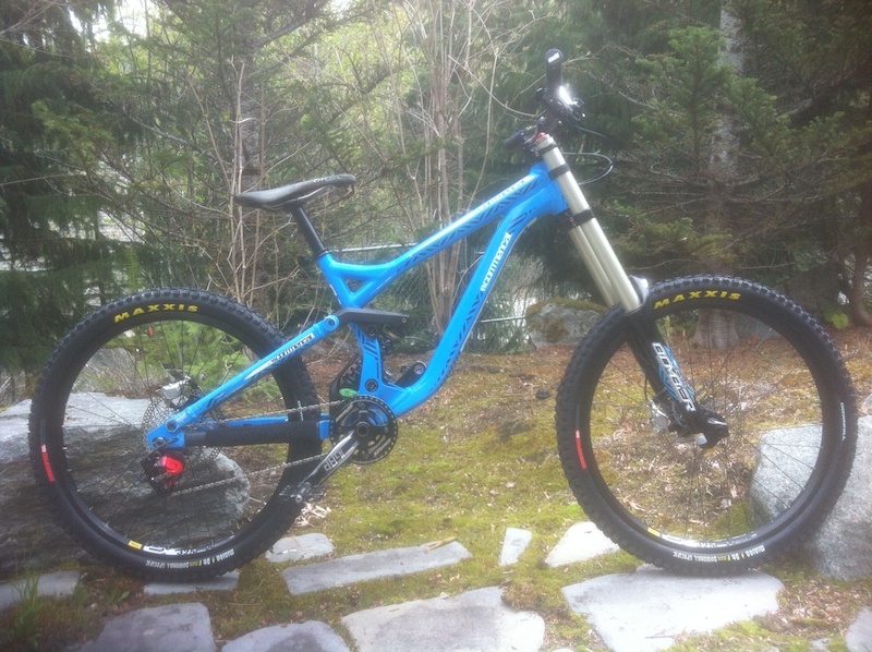 commencal supreme v3 2012