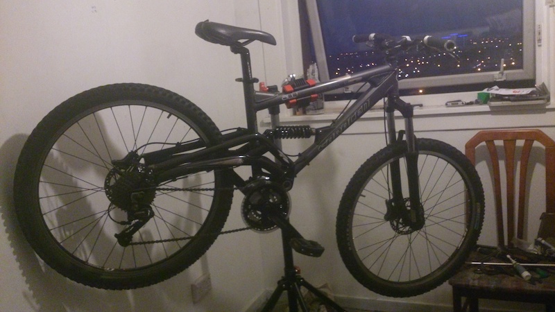 Saracen raw 2 sales mountain bike