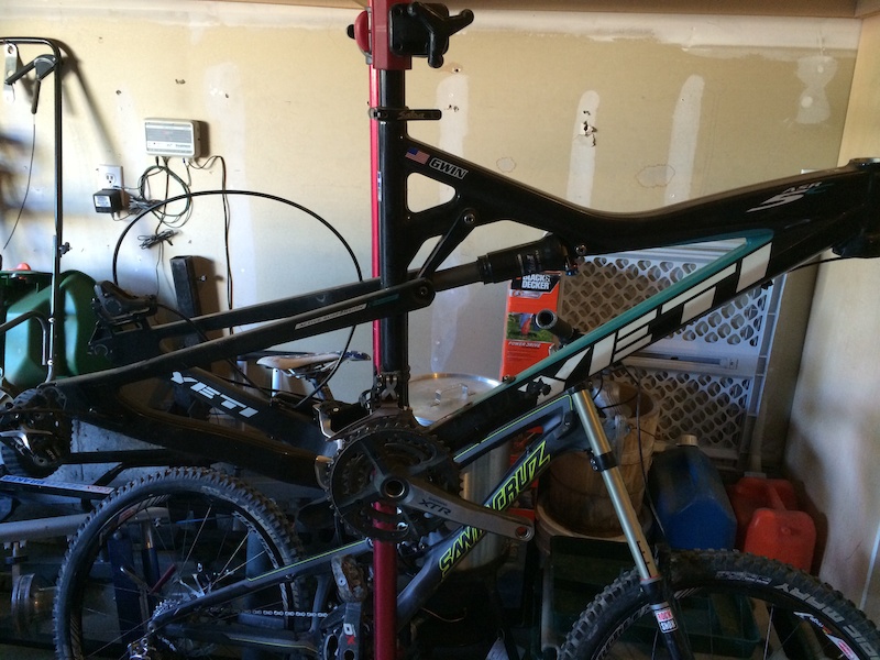 2010 Yeti Cycles ASR 5 Carbon (Aaron Gwin's) For Sale