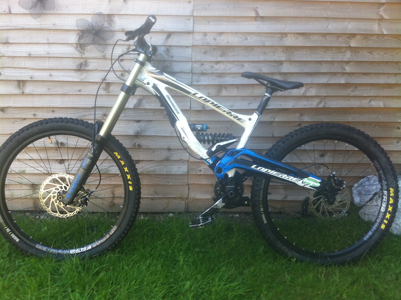 2012 Lapierre DH720 Downhill Bike. Size, Large ****PRICE DROP*** For Sale