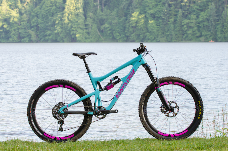 santa cruz nomad blue and pink