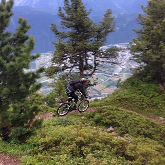 Want to discover the best trails in Switzerland?
http://www.exoride.net
