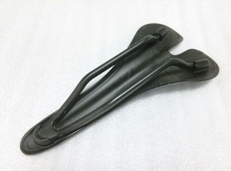 2014 Newest ultra-light carbon saddle 95g only
