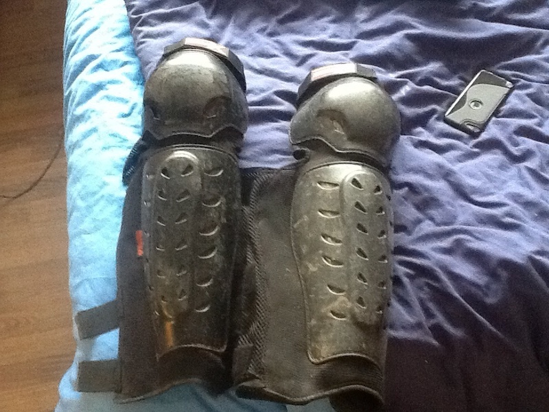 BrandX knee pads S/M For Sale