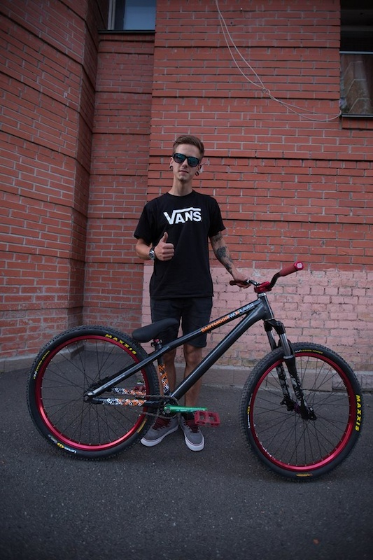 This is our rider Denis Segedin who adores Dartmoor bikes and shares our passion to perfection in all deeds. That is one of the reason we decided to cooperate and bring mtb dj'ing to a new level in Ukraine. Originally from Chernivtsi, he was making a kind of really huge progress lately so we've finally decided to give this young talented man a chance and help him to become a better rider, motivating with Dartmoor parts. From now on we start an extremely amazing journey in the world of local mtb dj'ing.