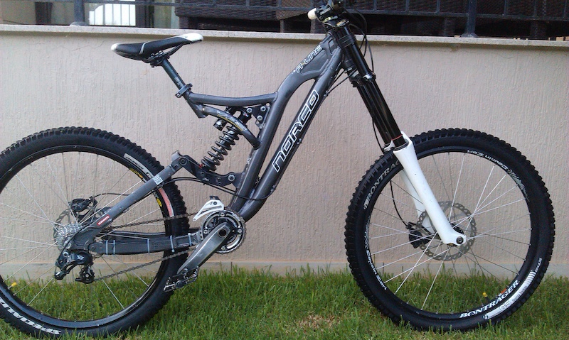 2011 norco a line