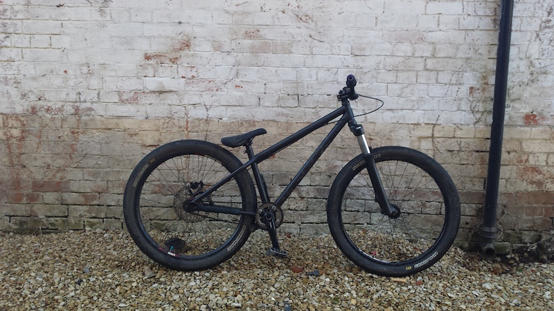 specialized dirt jump bike