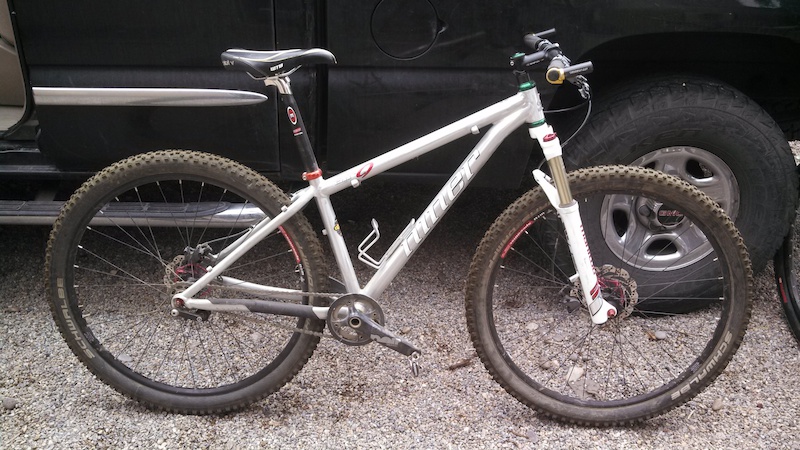 niner air 9 scandium