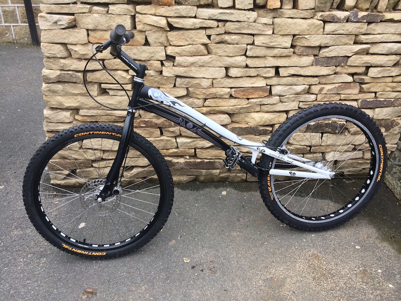 2010 Neon trials bike For Sale